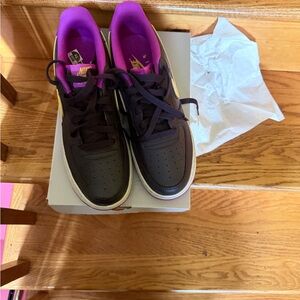 Nike Women's Black and Purple Sneakers